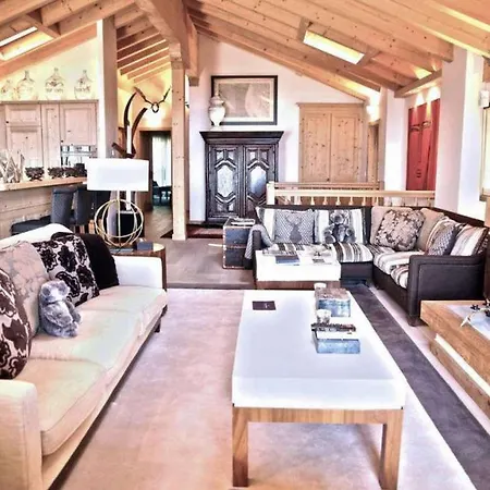 Villars Alpine Retreat 4 Bed, 4 Bath Ski-inski-out Ollon